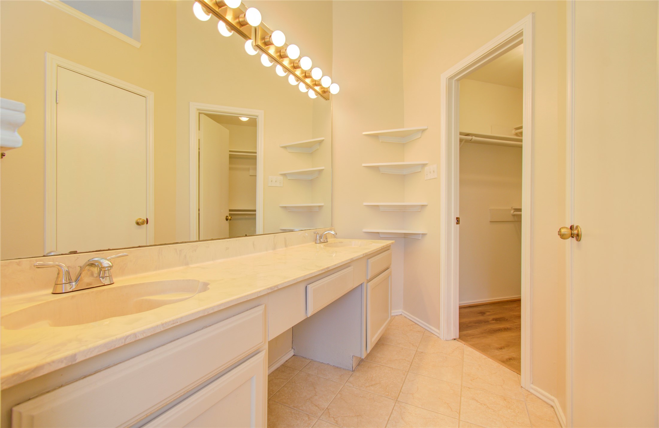 11810 Stone Bridge Drive Houston, TX 77064 - Photo 18 of 28