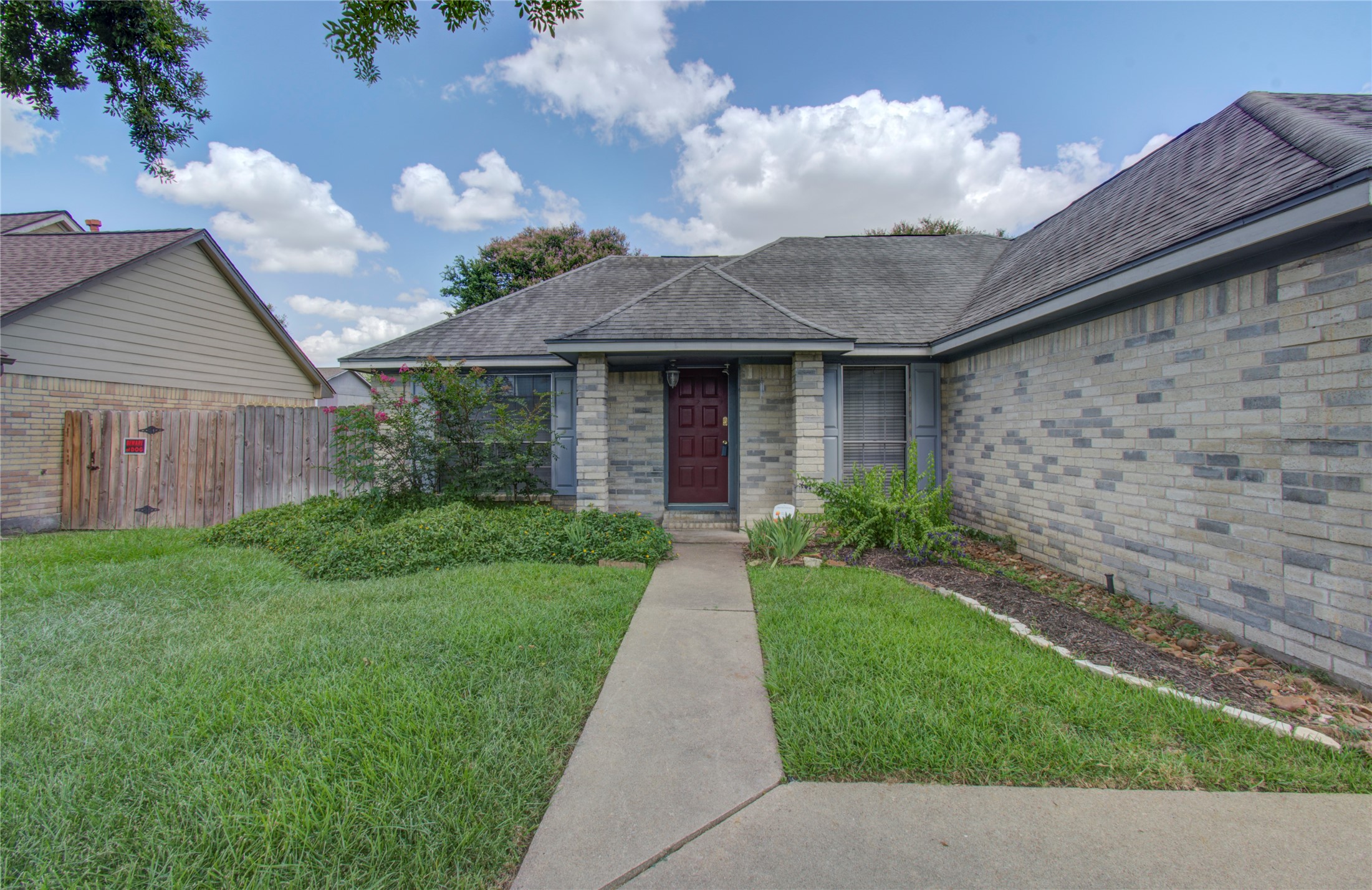 11810 Stone Bridge Drive Houston, TX 77064 - Photo 4 of 28
