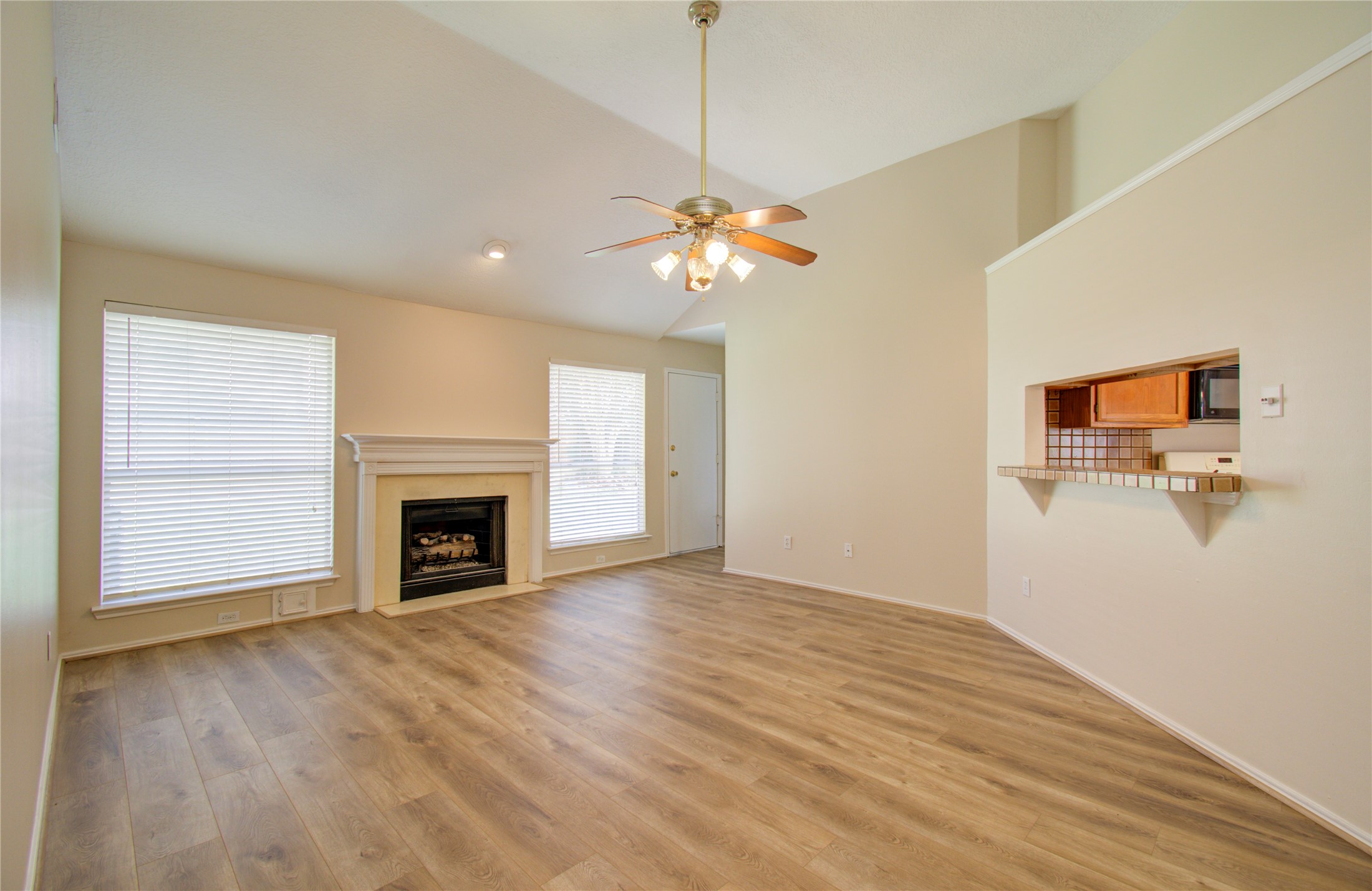 11810 Stone Bridge Drive Houston, TX 77064 - Photo 5 of 28