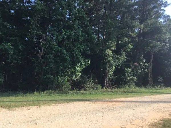 $239,000 | 272 Artesian, Onalaska, TX 77360