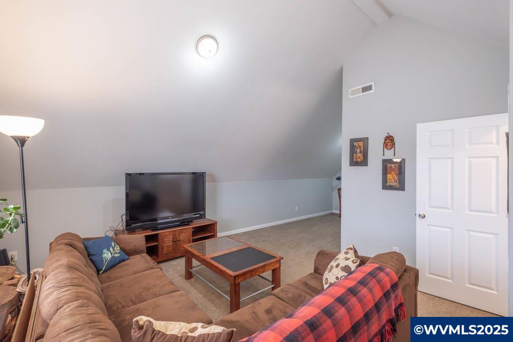 345 Jadon Drive Lebanon, OR 97355 - Photo 19 of 38
