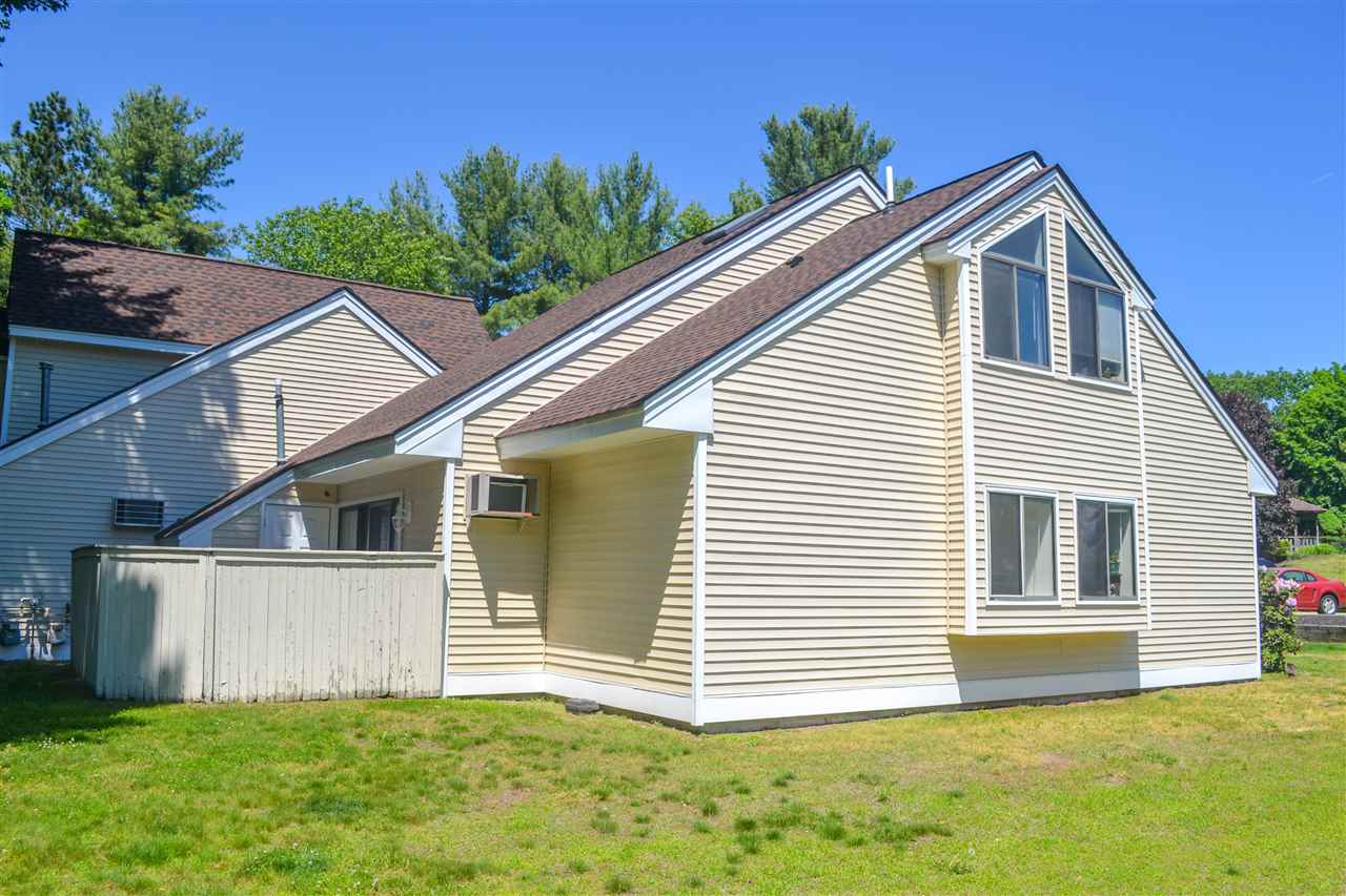 39 Franklin Heights Rochester, NH 03867 - Photo 3 of 24