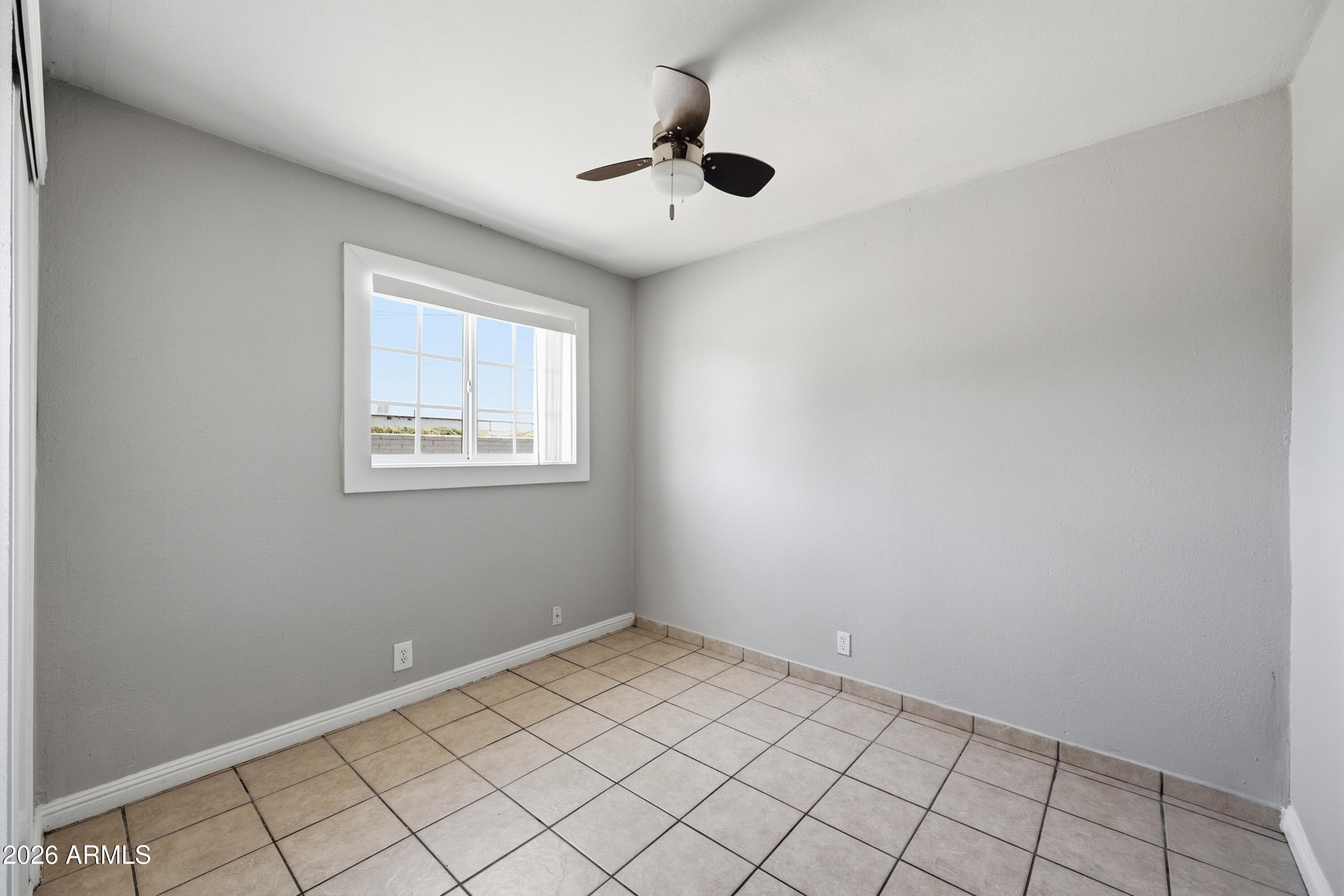 5206 West Ocotillo Road, Unit A Glendale, AZ 85301 - Photo 9 of 14 9-5306WORA-ocupix-
