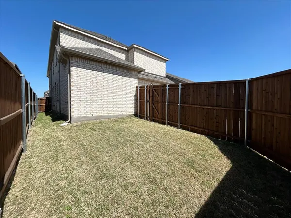 $3,495 | 1448 Sun Gdn Way, Justin, TX 76247