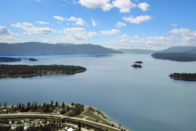 $925,000 | 2 Auxor Road, Hope, ID 83836