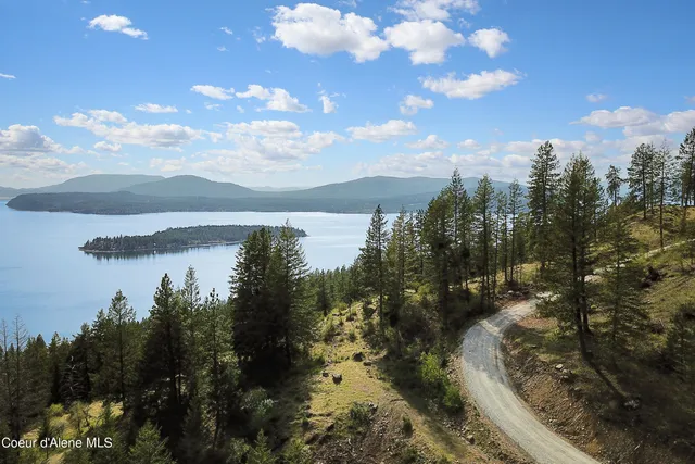 $925,000 | 2 Auxor Road, Hope, ID 83836