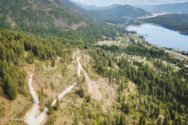 $925,000 | 2 Auxor Road, Hope, ID 83836