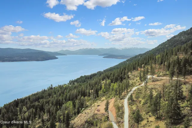 $925,000 | 2 Auxor Road, Hope, ID 83836