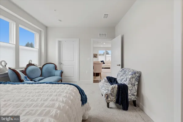 $314,900 | 151 McCormick Circle, Unit 105, Winchester, VA 22601