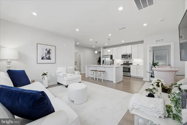 $314,900 | 151 McCormick Circle, Unit 105, Winchester, VA 22601