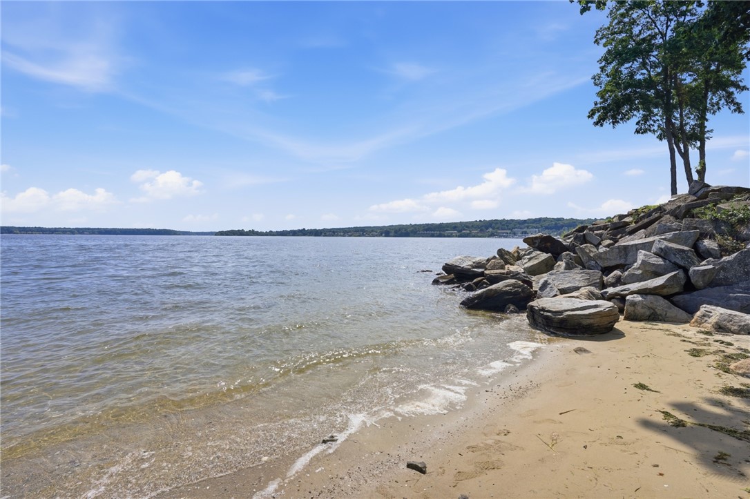 464 Nausauket Road Warwick, RI 02886 - Photo 45 of 49 Beach at the end of the street.