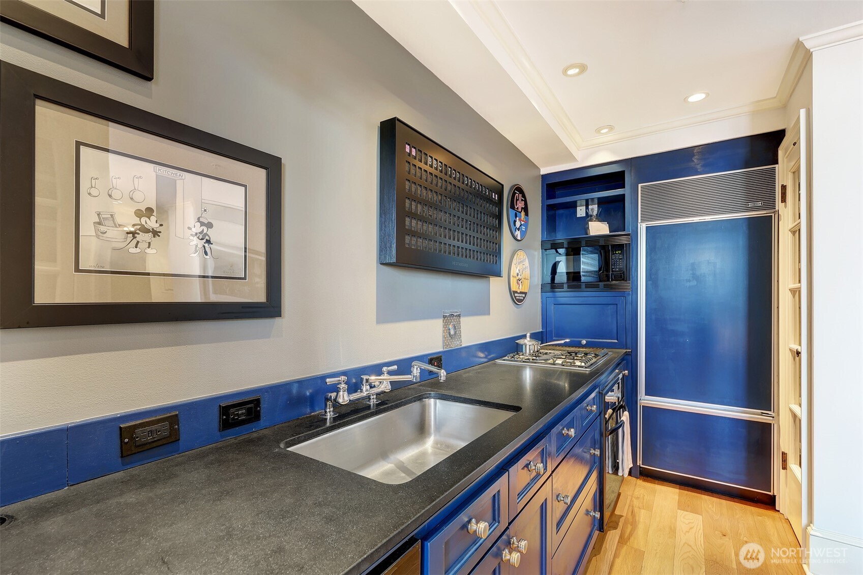 80 Vine Street, Unit 703 Seattle, WA 98121 - Photo 12 of 28