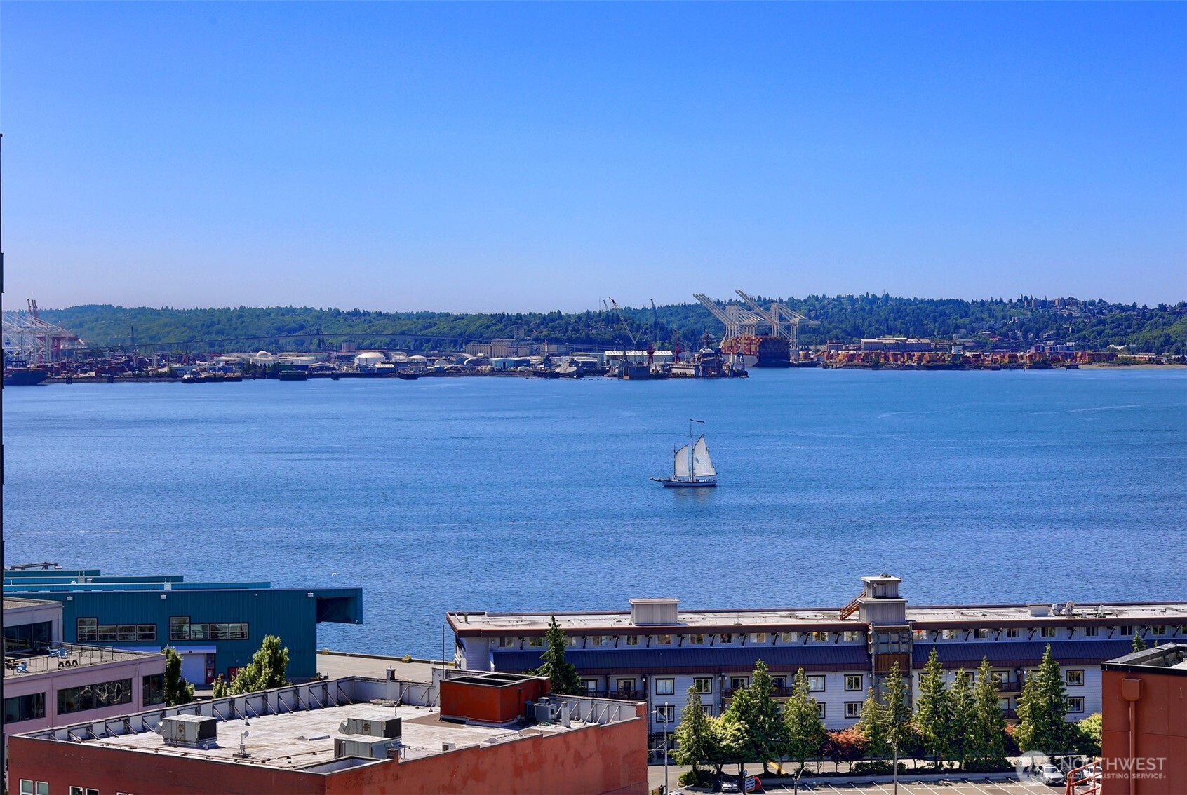 80 Vine Street, Unit 703 Seattle, WA 98121 - Photo 24 of 28