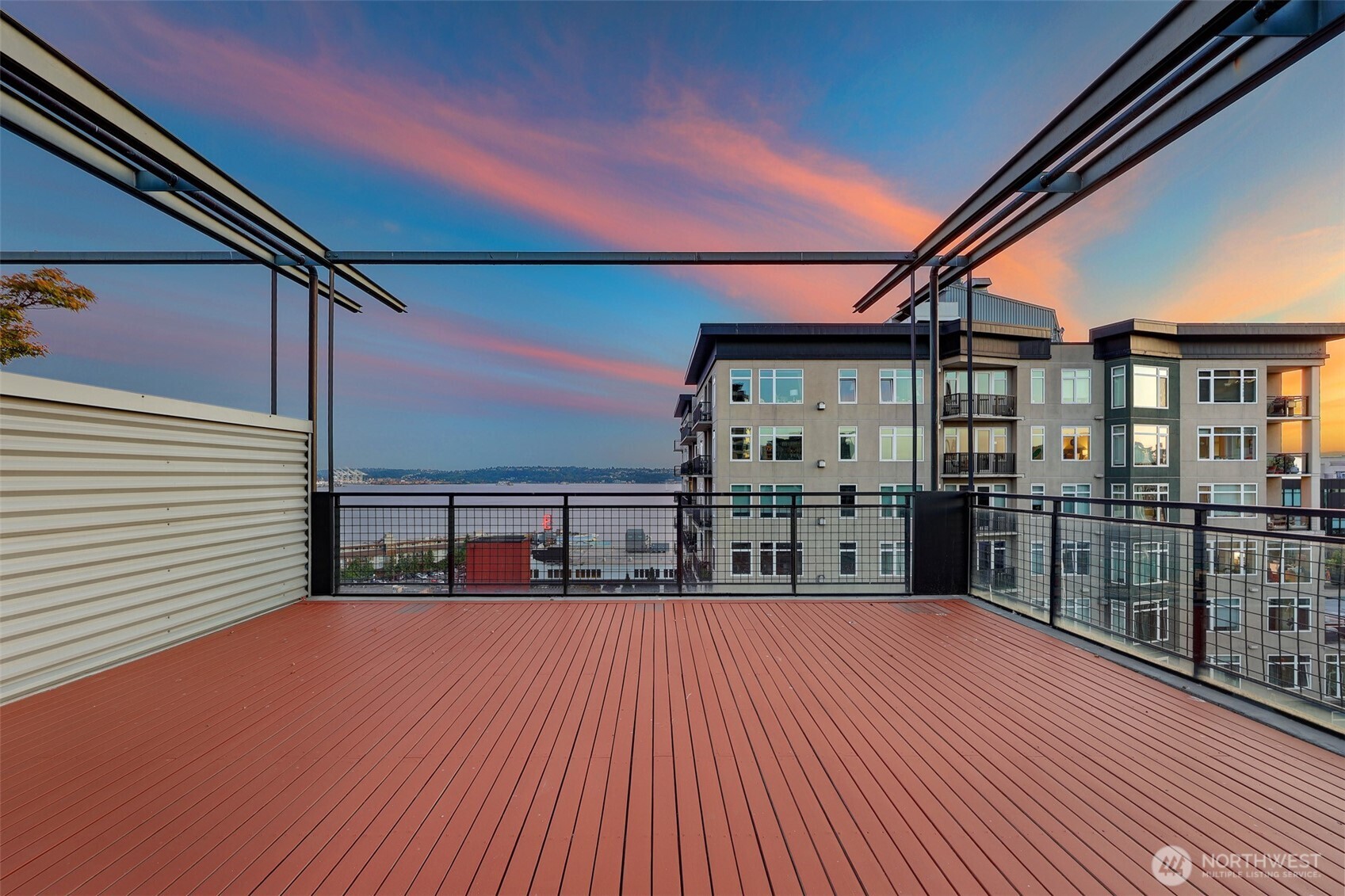 80 Vine Street, Unit 703 Seattle, WA 98121 - Photo 25 of 28