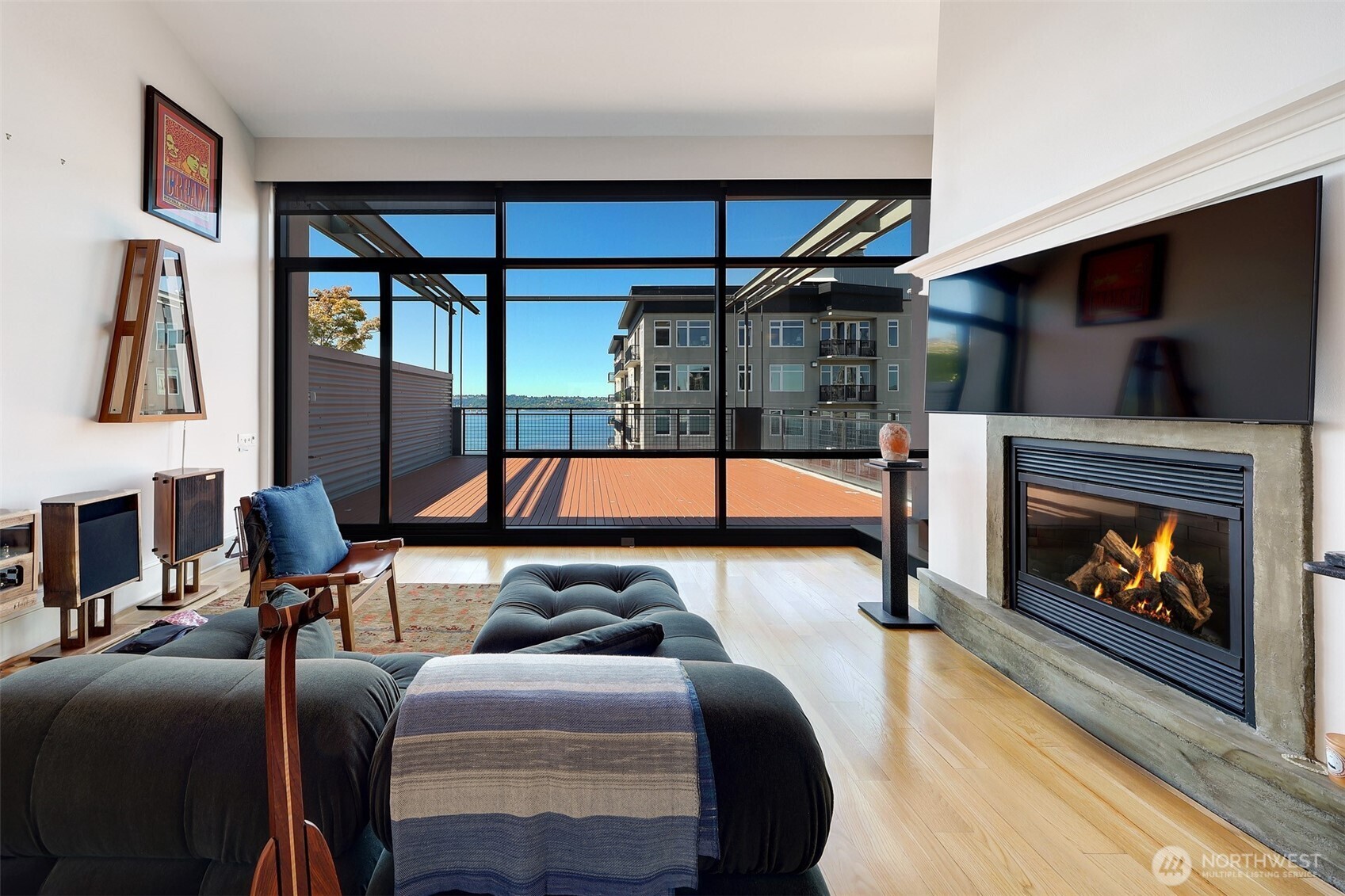 80 Vine Street, Unit 703 Seattle, WA 98121 - Photo 5 of 28