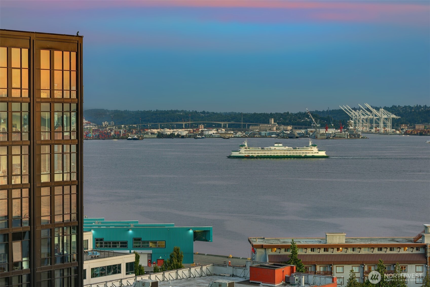 80 Vine Street, Unit 703 Seattle, WA 98121 - Photo 7 of 28