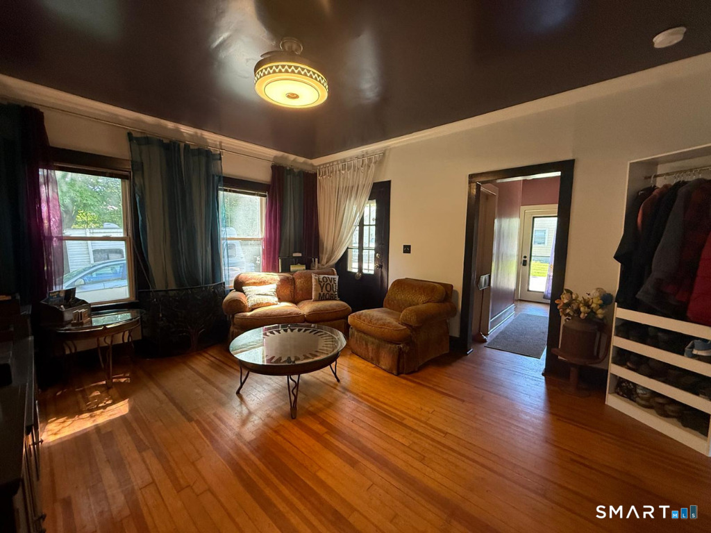 27 Milk Street Meriden, CT 06451 - Photo 2 of 16