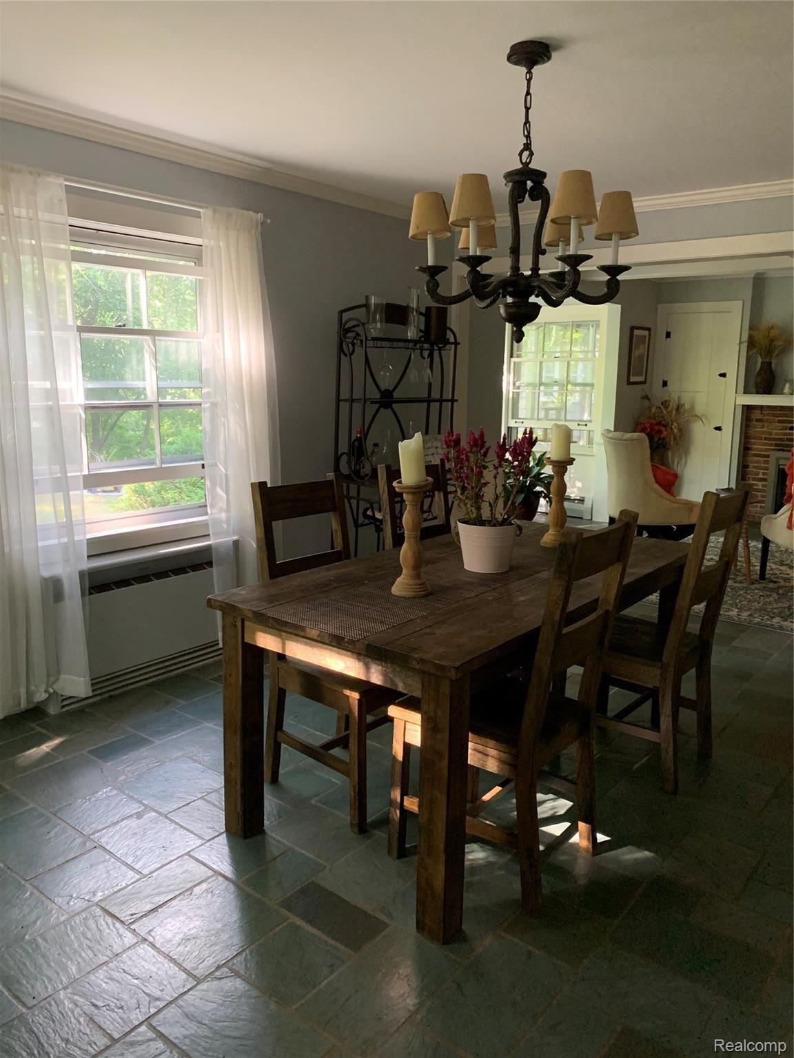 1481 Mill Race Road Rochester, MI 48306 - Photo 6 of 21 2021-09-10 16.38