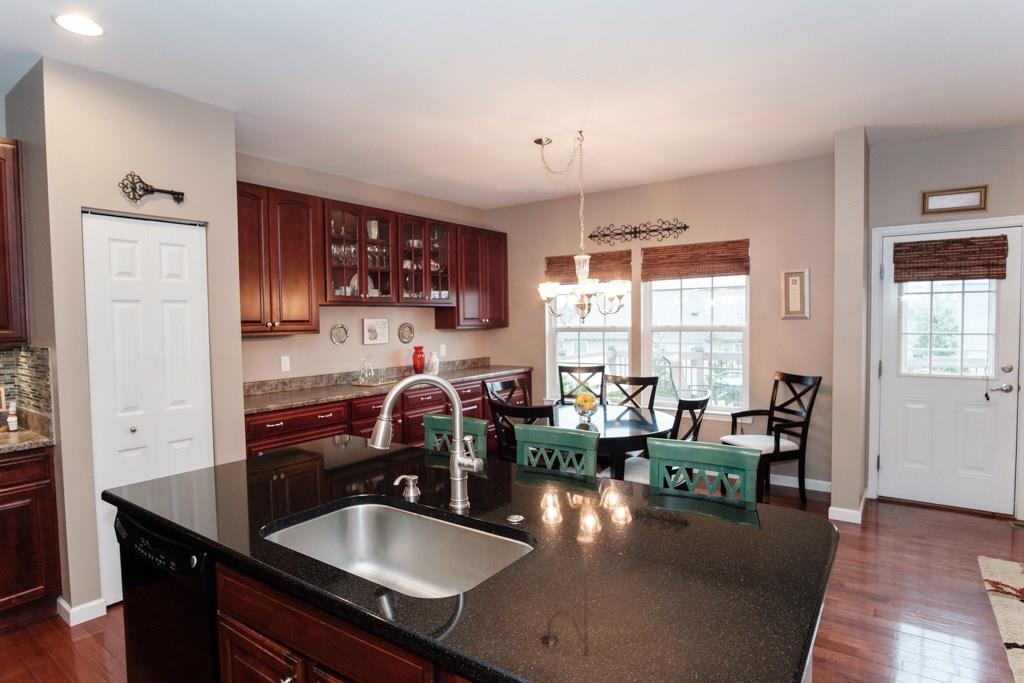 285 Maple Ridge Drive Canonsburg, PA 15317 - Photo 8 of 25 Gallery Image 8