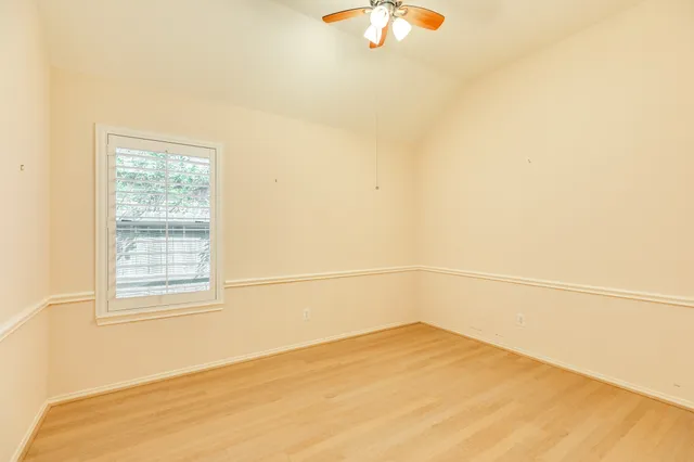 $326,500 | 3739 Crescent Drive, Pearland, TX 77584