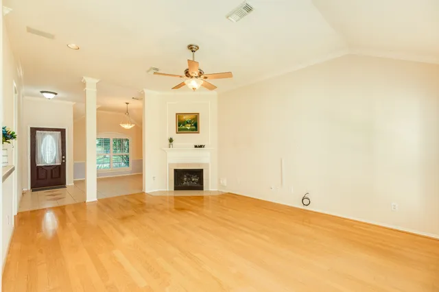 $326,500 | 3739 Crescent Drive, Pearland, TX 77584