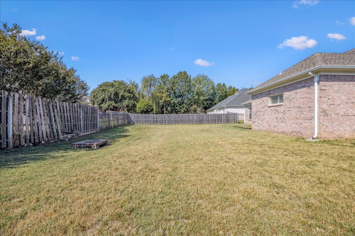 8453 Thor Road Memphis, TN 38018 - Photo 28 of 29 a view of a backyard
