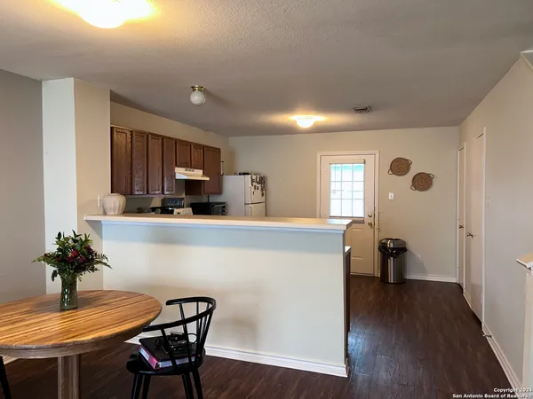 $1,095 | 31 Bratton Drive, Unit 31, San Antonio, TX 78245