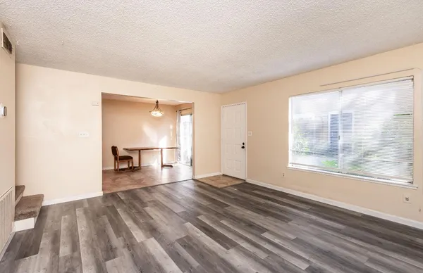 $300,000 | 5736 Shadow Creek Drive, Unit 2, Sacramento, CA 95841