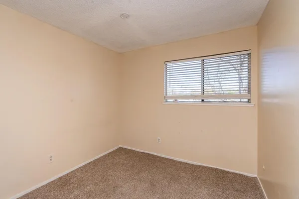 $300,000 | 5736 Shadow Creek Drive, Unit 2, Sacramento, CA 95841