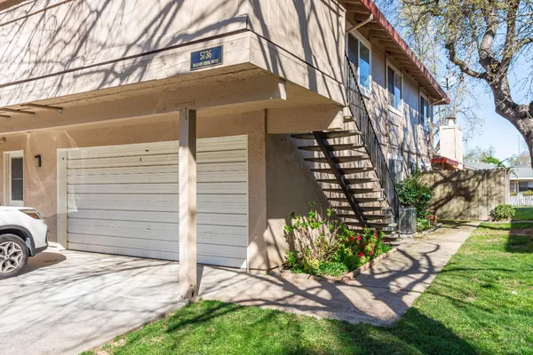 $300,000 | 5736 Shadow Creek Drive, Unit 2, Sacramento, CA 95841