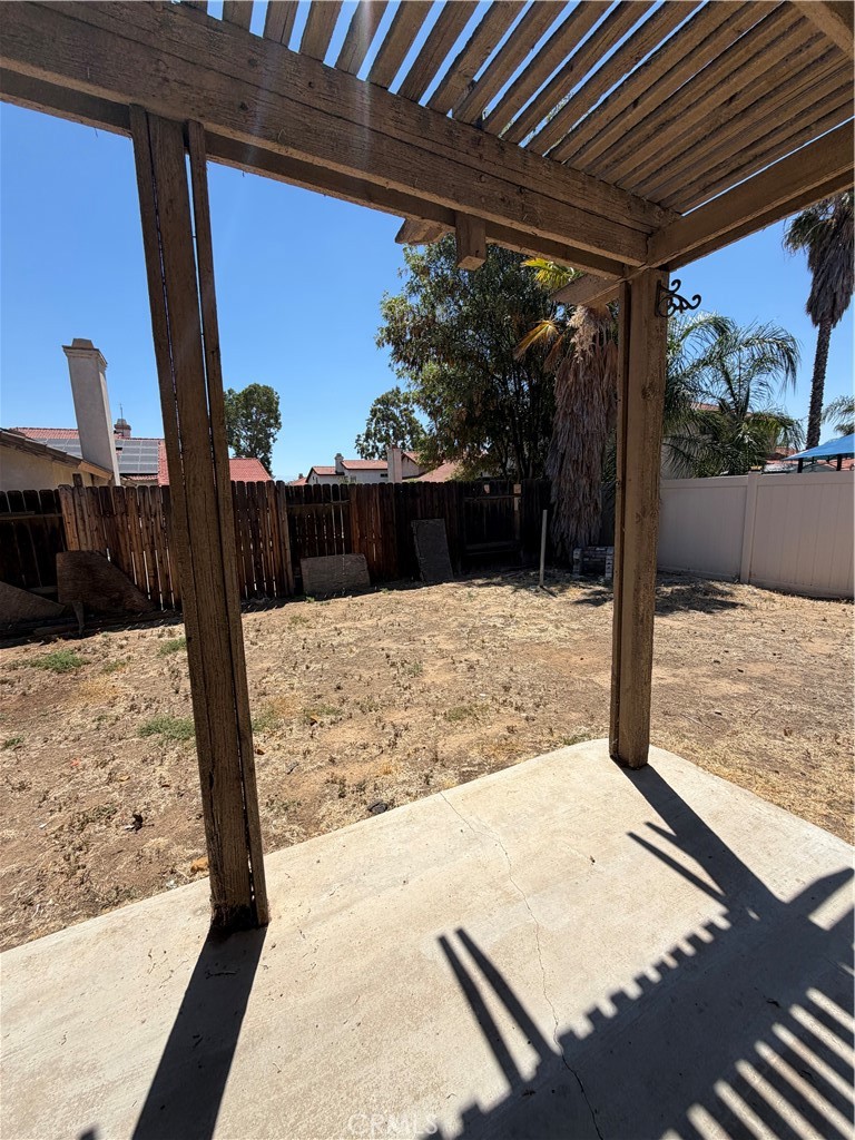24677 Rugby Lane Moreno Valley, CA 92551 - Photo 39 of 43 Backyard