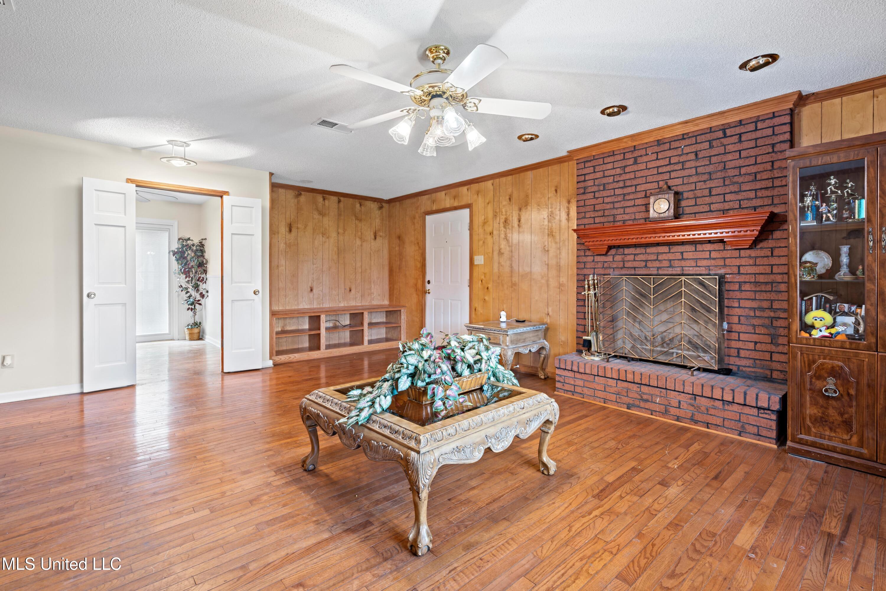 10668 Stark Acres Road Olive Branch, MS 38654 - Photo 8 of 22 Living Room w/Fireplace