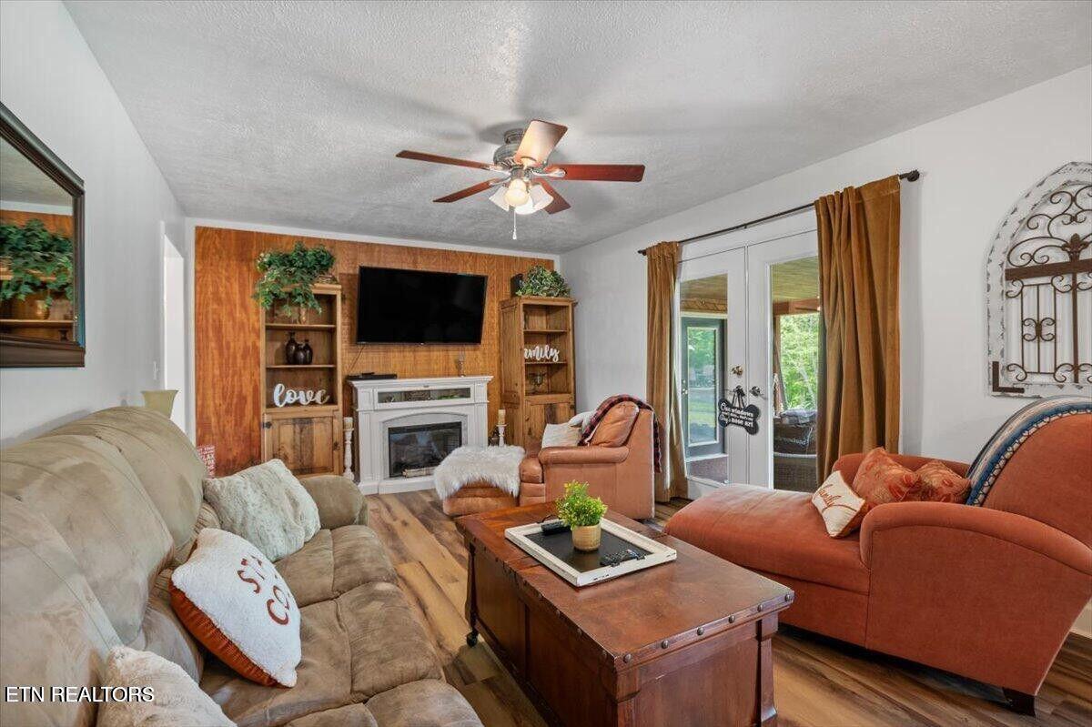 446 Oak Run Road La Follette, TN 37766 - Photo 14 of 50 20250506200715828363000000-o (1)