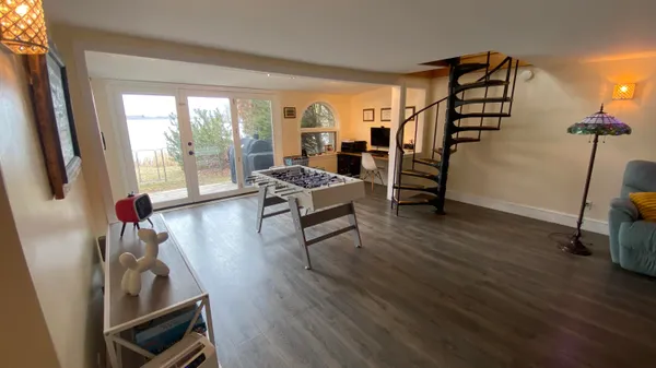 $879,000 | 100 Albee Road, Augusta, ME 04330