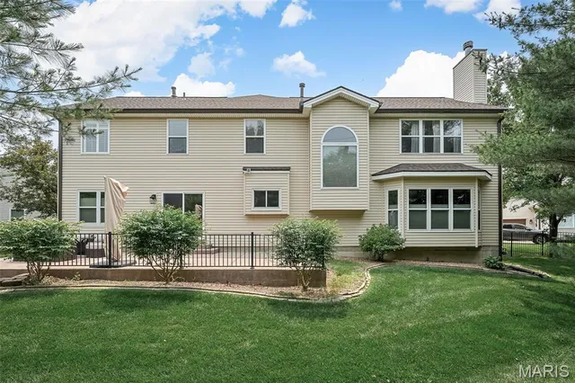 $594,900 | 66 Hickory Meadows Court, O'Fallon, MO 63366