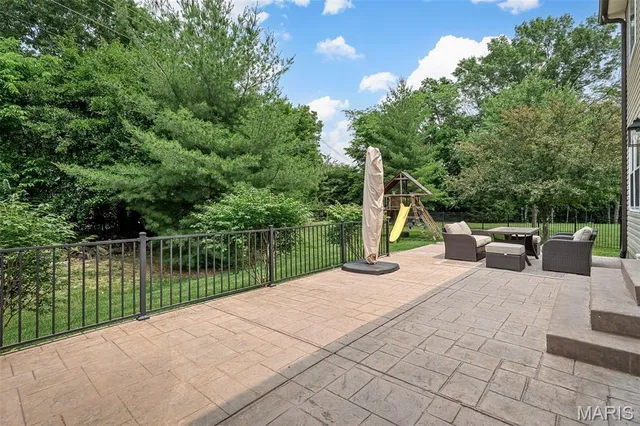 $594,900 | 66 Hickory Meadows Court, O'Fallon, MO 63366