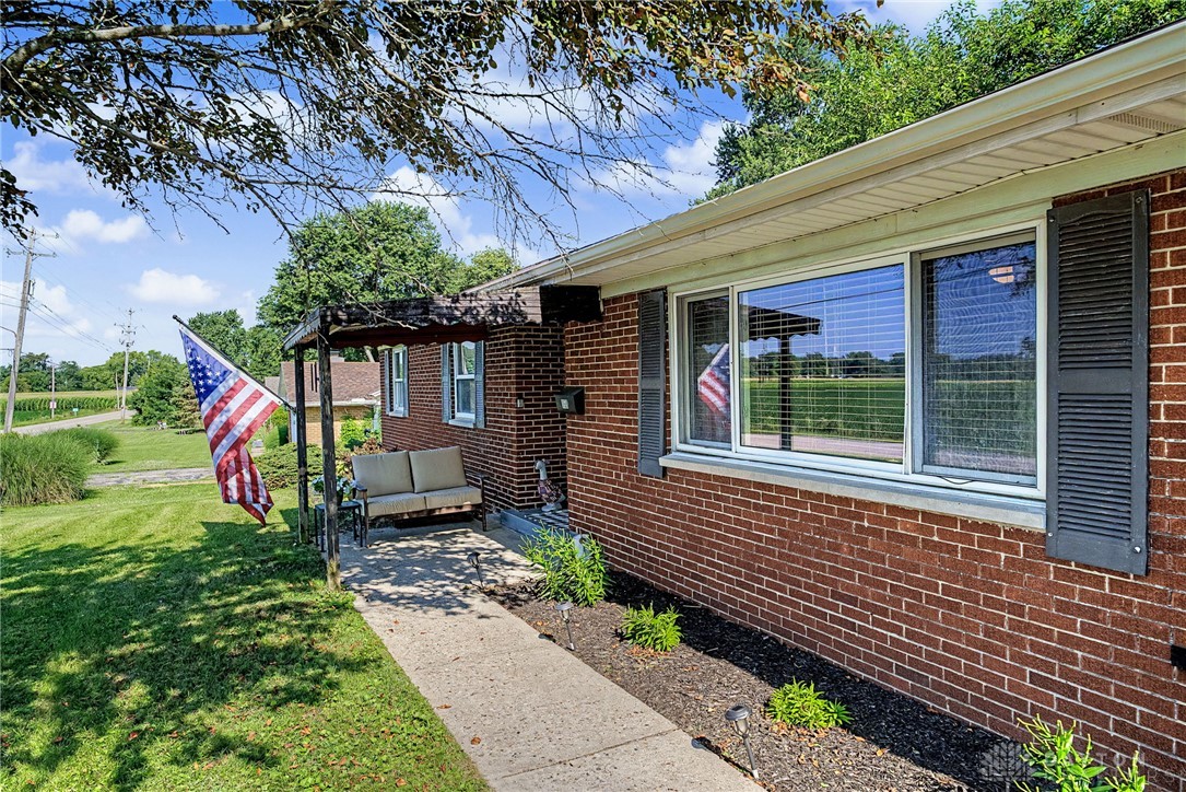 350 Broadway Road Enon, OH 45323 - Photo 4 of 49