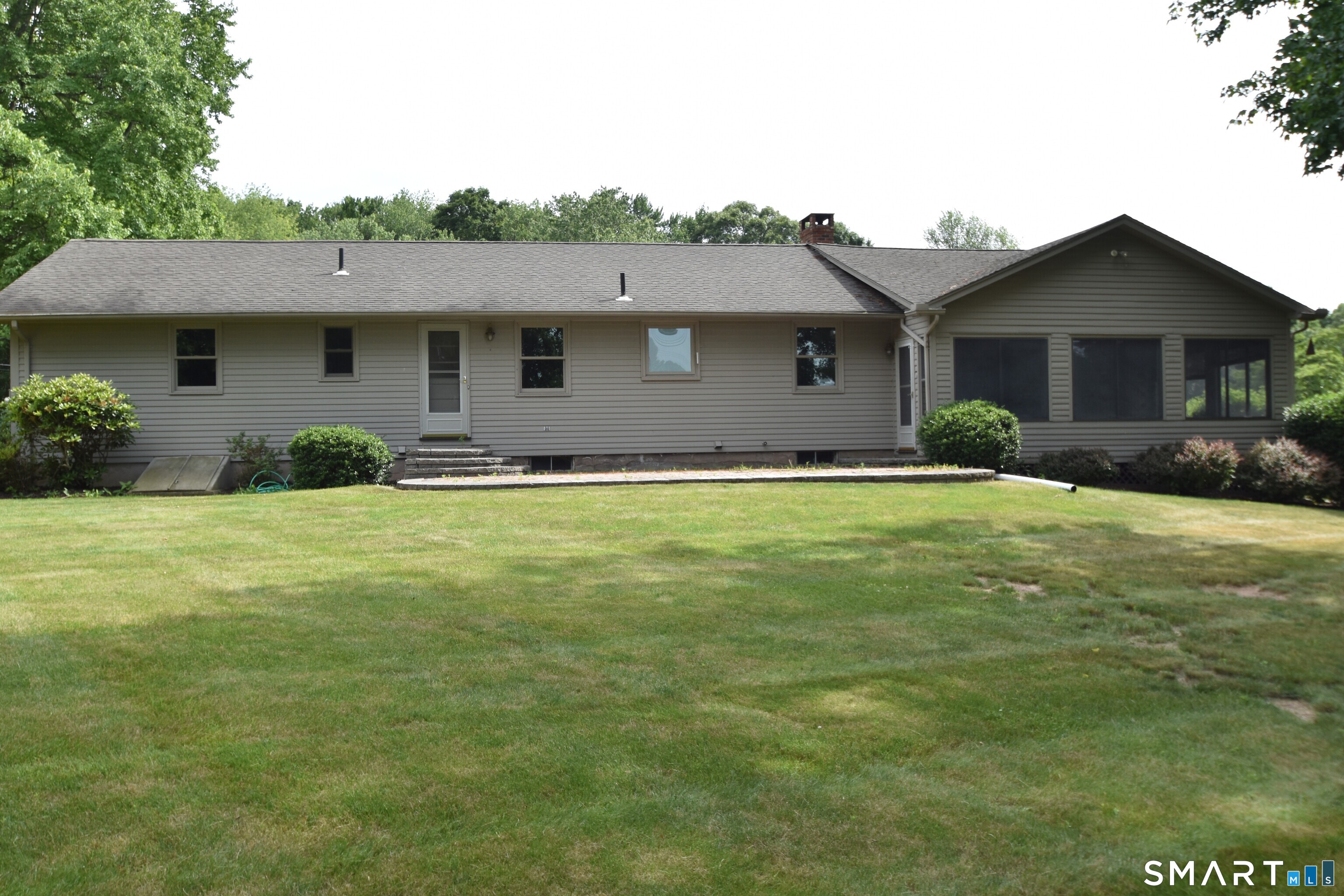 77 Winthrop Road Manchester, CT 06040 - Photo 15 of 17 Rear of Home