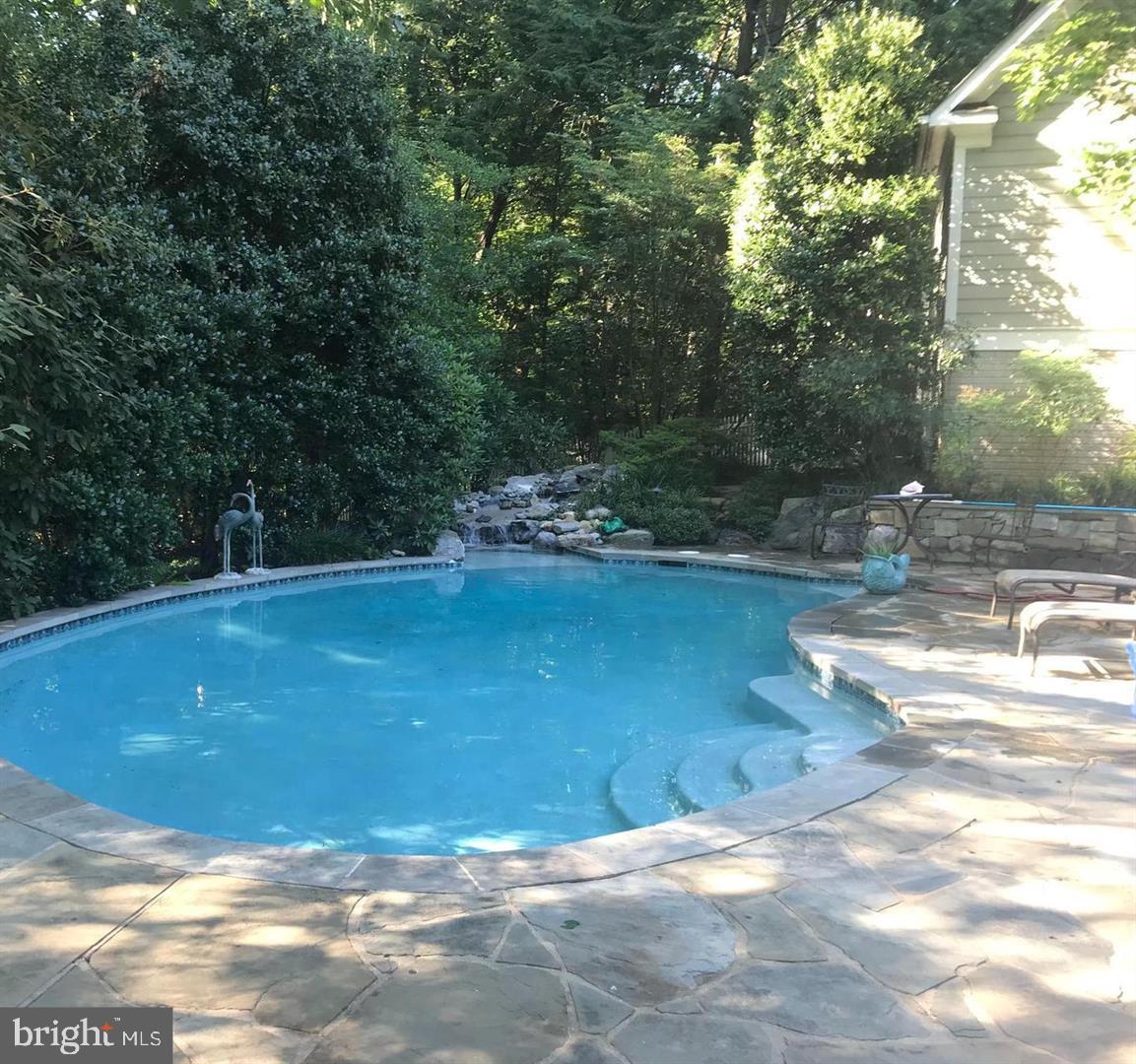 6516 76th Place Cabin John, MD 20818 - Photo 41 of 46 a view of a backyard