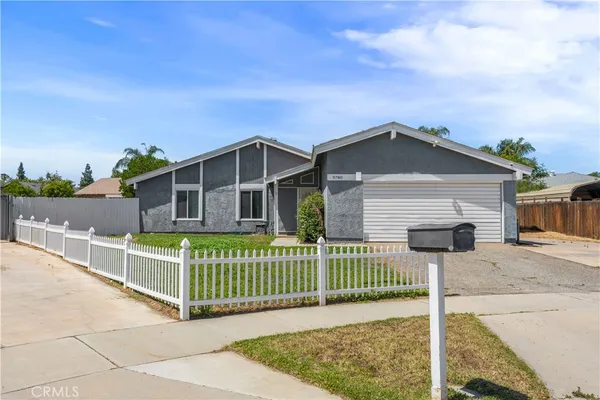 $580,000 | 9780 Manitoba Place, Riverside, CA 92503