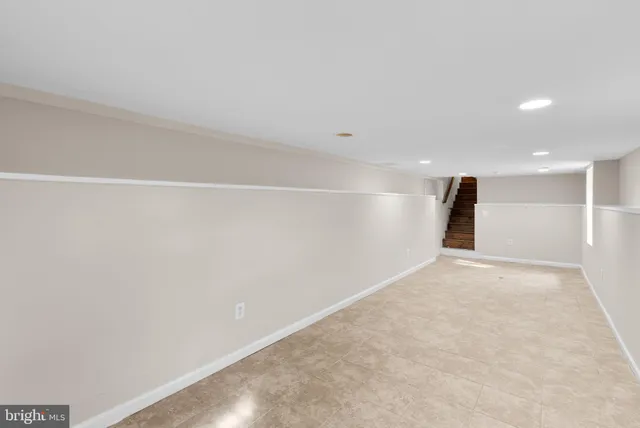 a view of empty room