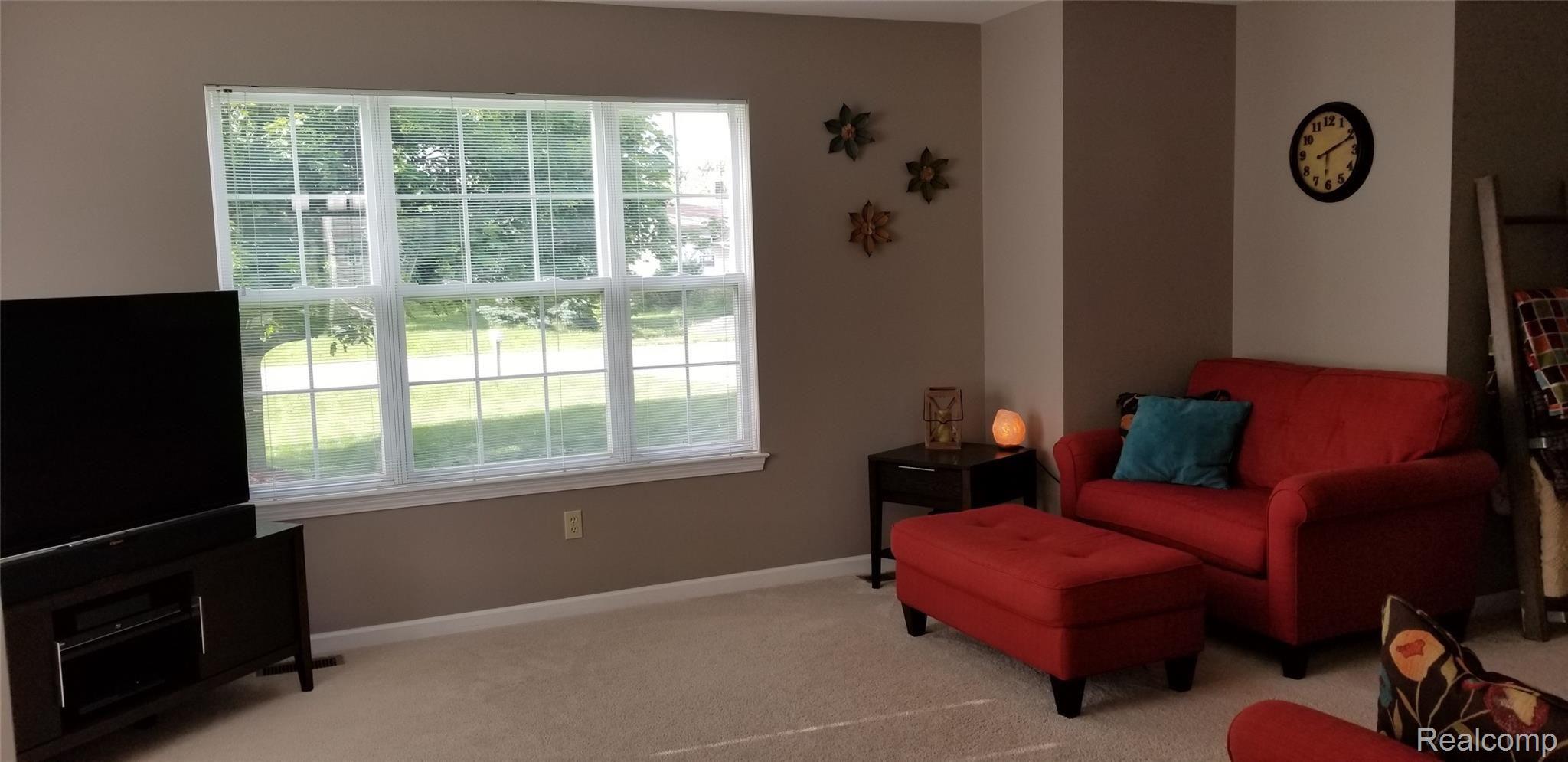 1180 Reid Road Grand Blanc, MI 48439 - Photo 4 of 29 20190610_181137.jpg