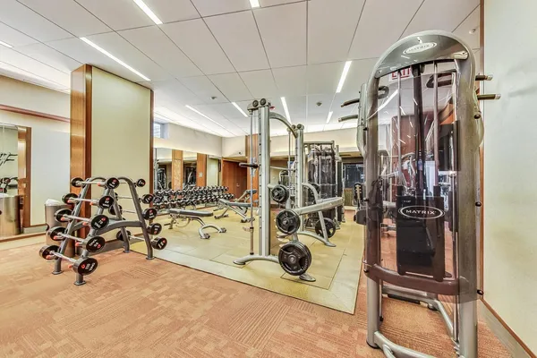 $2,100 | 400 East Randolph Street, Unit 821, Chicago, IL 60601