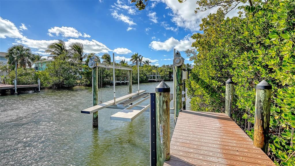 513 Villa Rosa Way Anna Maria, FL 34216 - Photo 23 of 57
