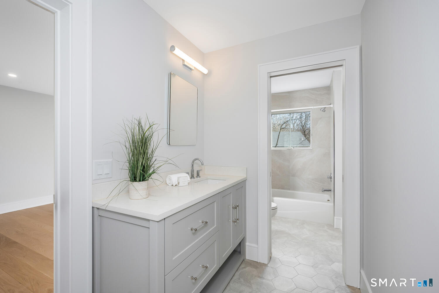 32 Relihan Road Darien, CT 06820 - Photo 27 of 36