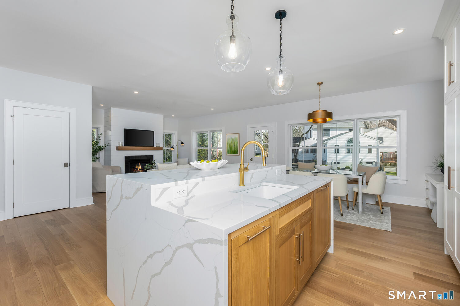 32 Relihan Road Darien, CT 06820 - Photo 10 of 36