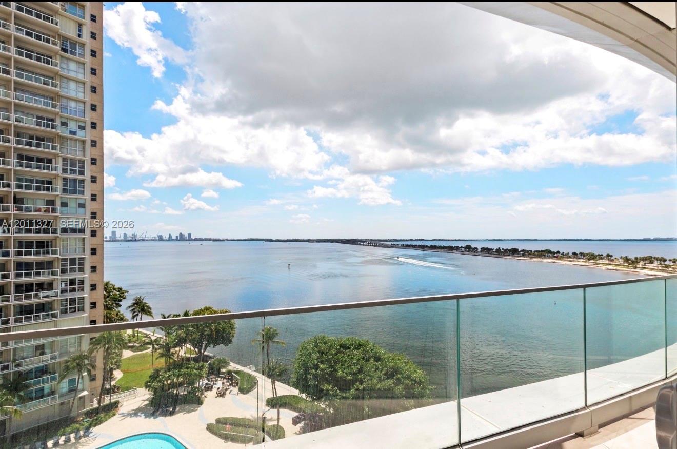 175 Southeast 25th Road, Unit 704 Miami, FL 33129 - Photo 17 of 29