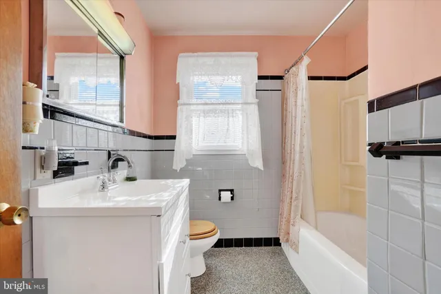 $230,000 | 248 South 6th Street, Mount Wolf, PA 17347