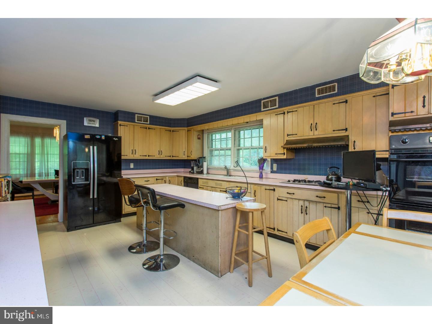 8216 Fenton Road Glenside, PA 19038 - Photo 7 of 25 Kitchen