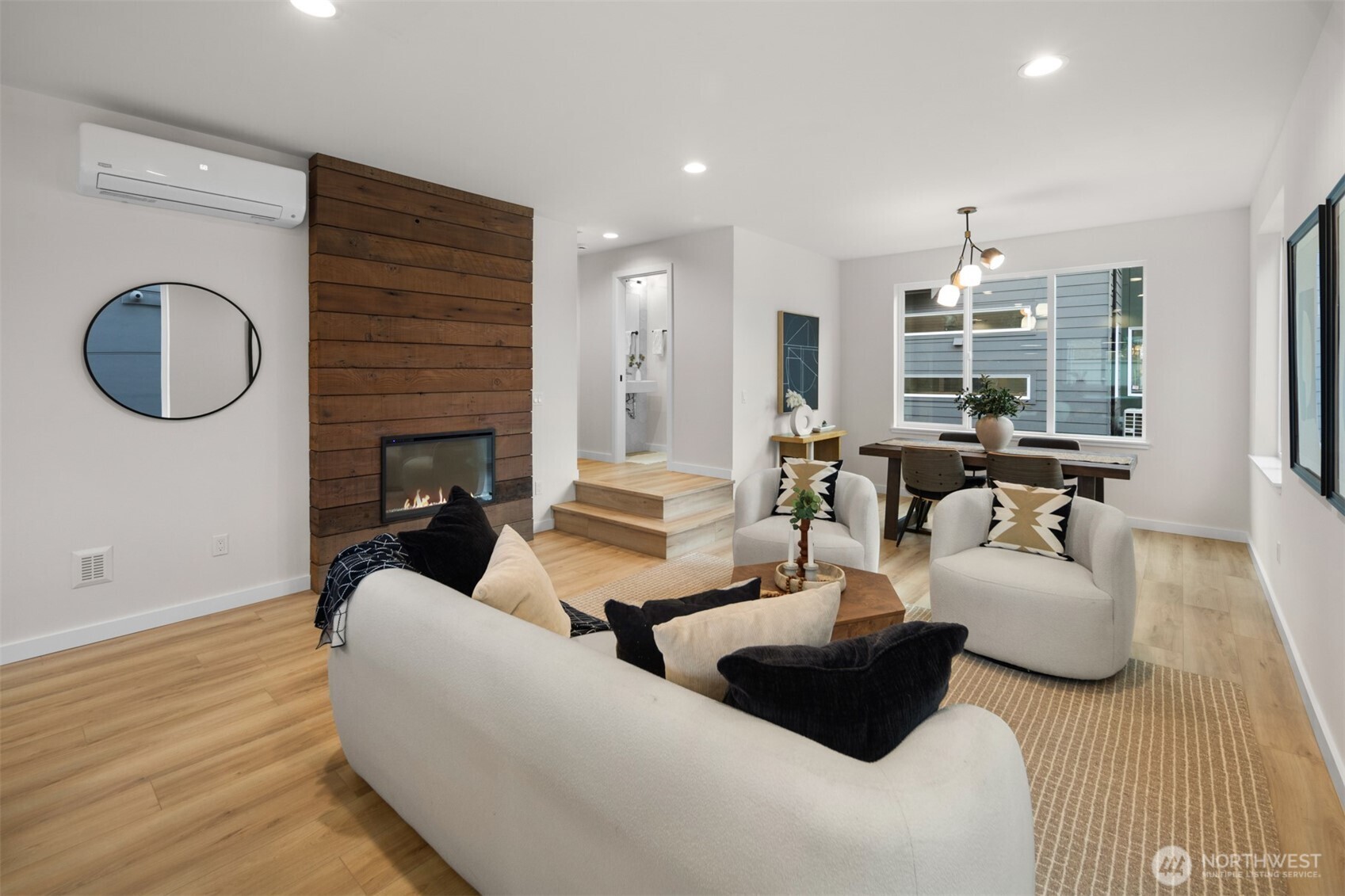 932 Northwest 58th Street Seattle, WA 98107 - Photo 2 of 27